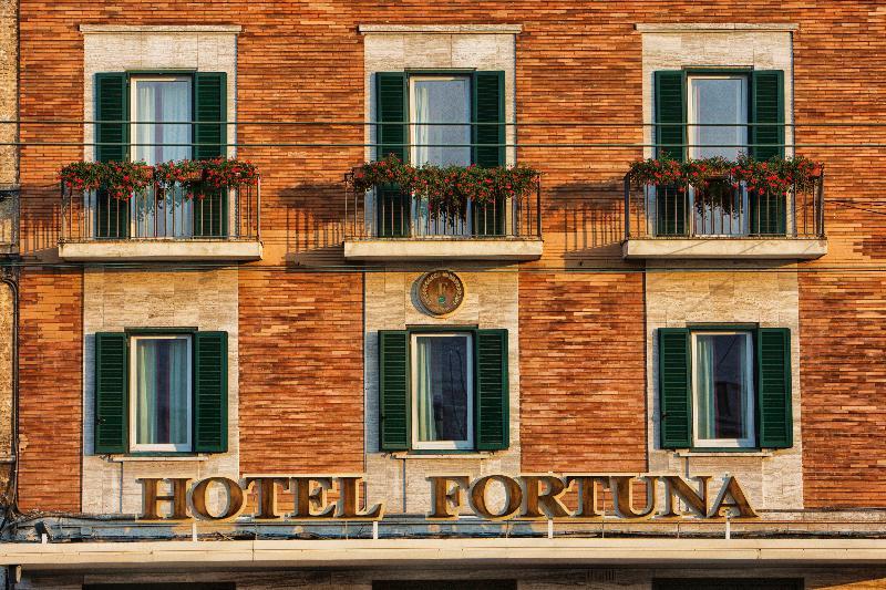 Hotel Fortuna Ancona Exterior foto